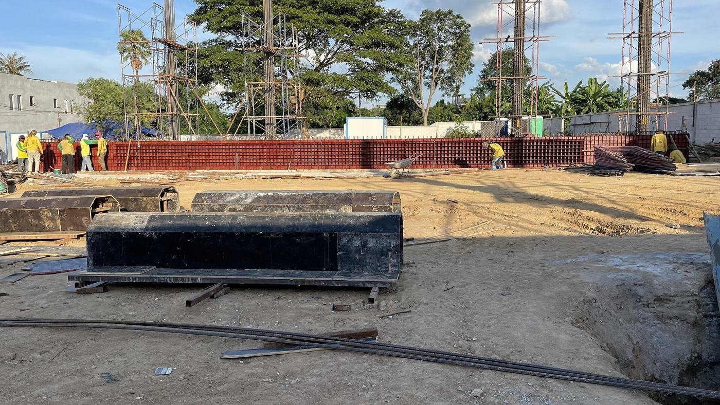 Obra de cimentación con armados de acero